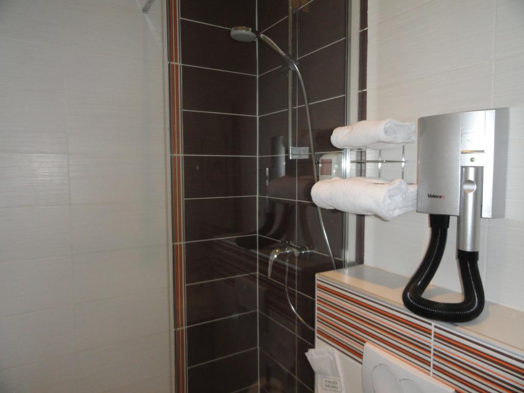 The Originals City, Hotel Continental, Poitiers Rom bilde